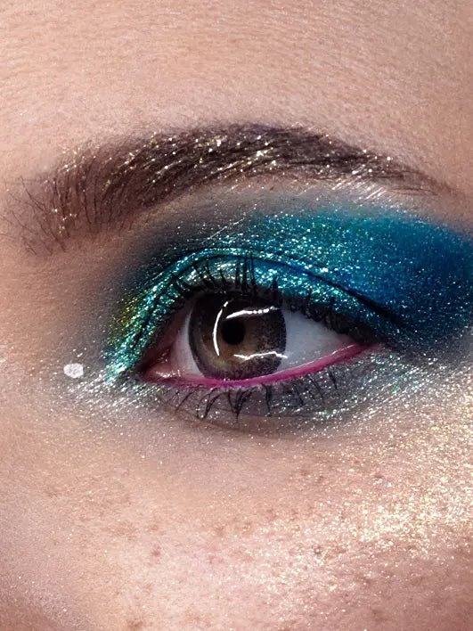 Limited Edition Fractal Glitter Brow - Gold Dusk Woman - Cryvel
